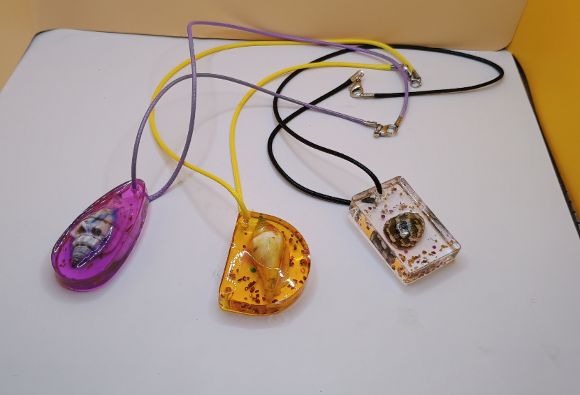 BLIND BAG - Handmade Ketten - Labubu - Muscheln - Blumen