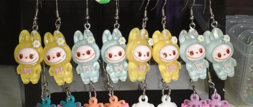 Handmade Ohrringe - Kaninchen Labubu Monster - Hello Kitty - Stitch