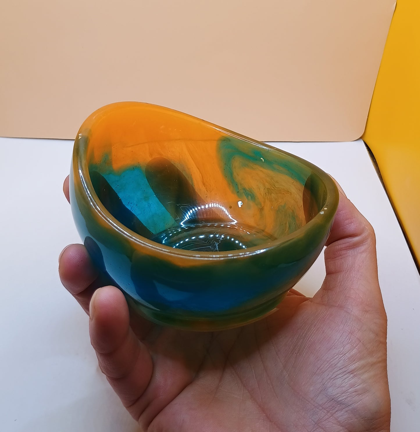 Futter / Wasser Schale - Ei